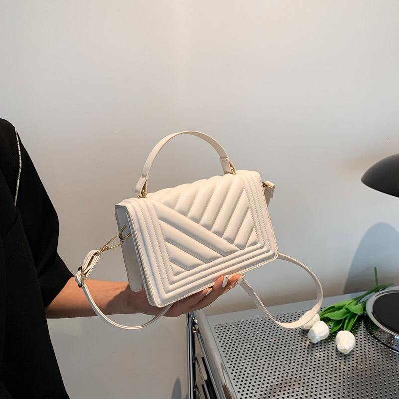 Women's Chain Crossbody Shoulder Bag
