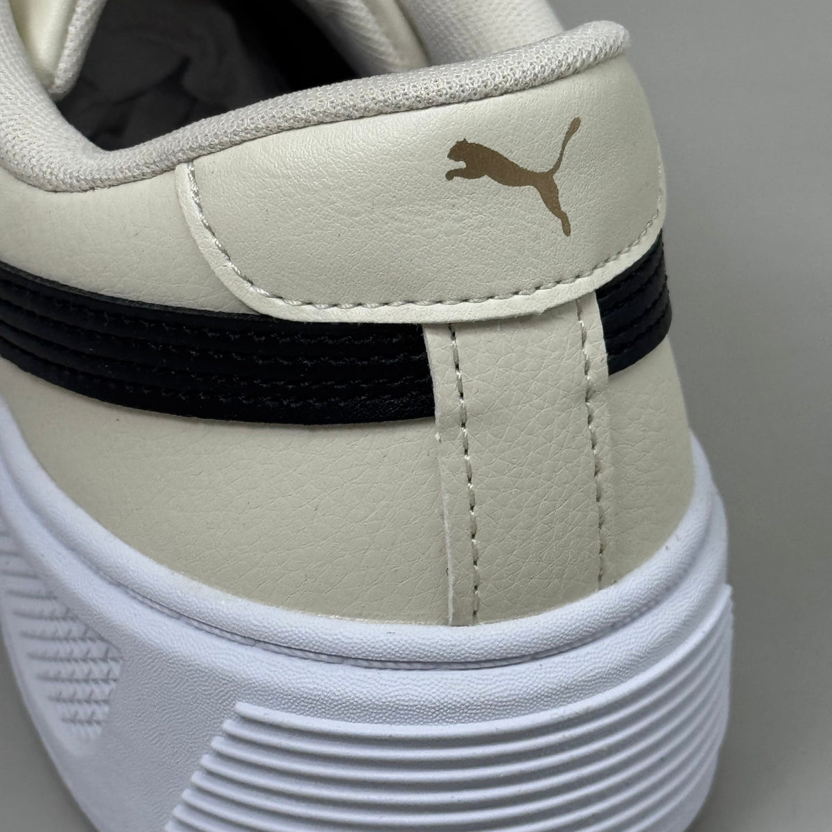Puma Smash Platform Women’s Sneaker