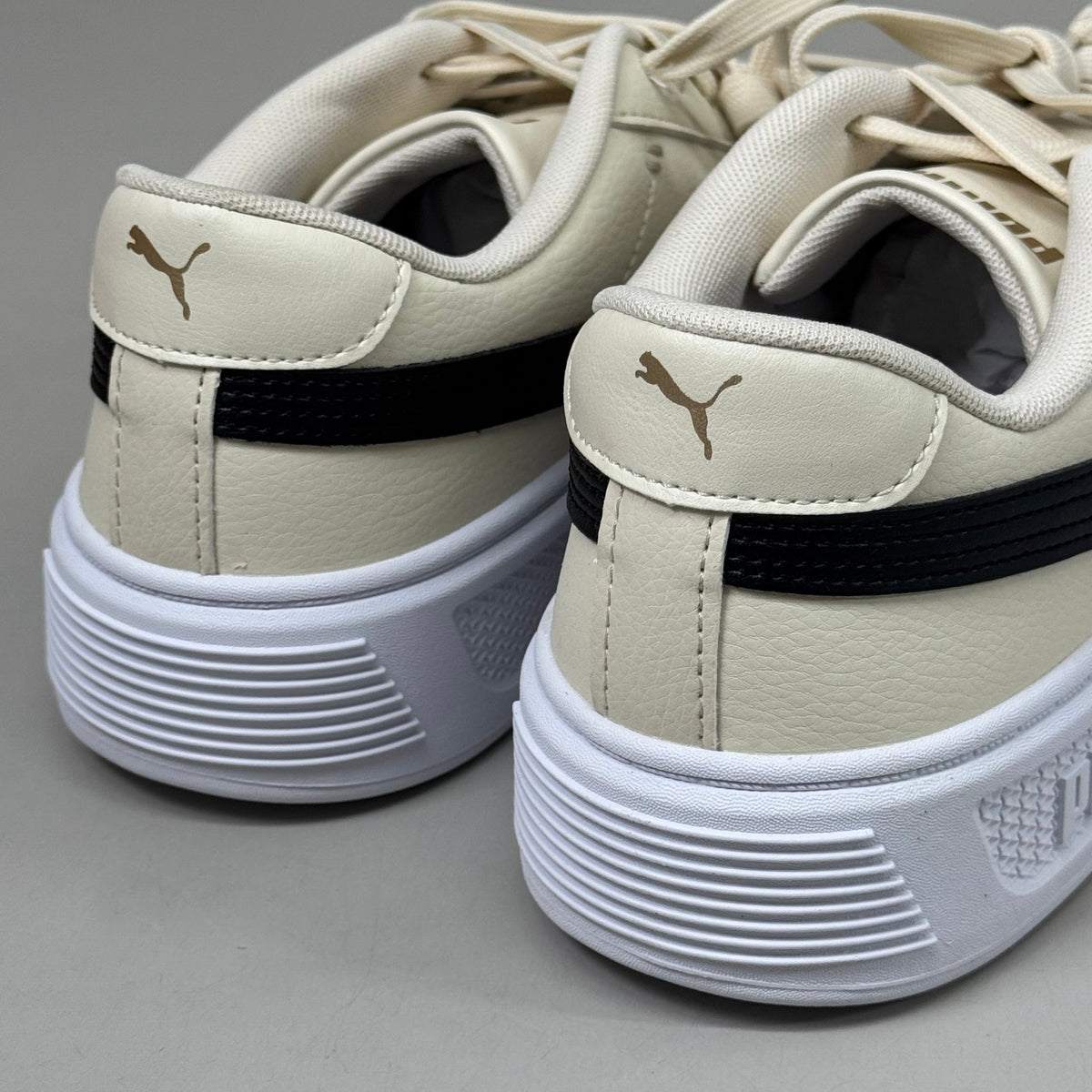 Puma Smash Platform Women’s Sneaker
